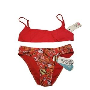 QUINTSOUK S NWT Bikini Solid/Floral  Sporty Bikini Set Size Small NWT